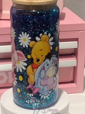 Winnie the pooh &friends 16oz snowglobe #snowglobes #winniethepooh #poohandfriends #goals #SmallBusiness #reachingmygoals #vasospersonalizados #doublewallglasscup #trending #craftingtiktok #personalizados #