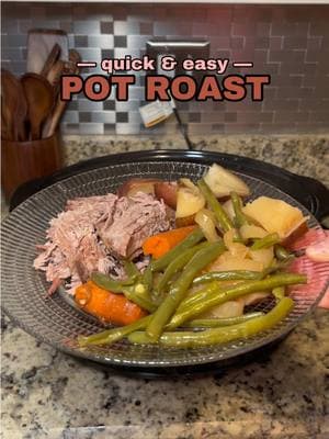 pot roast is one of my favorite meals 🍴     🥕 ingredients: roast beef broth salt and pepper onion green beans carrots potatoes     #potroast #potroasttok #potroastrecipe #healthyrecipes #healthydinner #healthyfood #DinnerIdeas #dinnerrecipe #crockpot #crockpotrecipes #crockpotmeals #slowcooker #slowcookerrecipe #homecooking #easyhealthyrecipes #EasyRecipes #Recipe #recipevideo #roast 