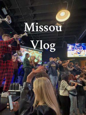 Missou Vlog - Aka getting @koop 🤫 to come home #missourigirl #college #winterbreak #roadtrip #nightout 