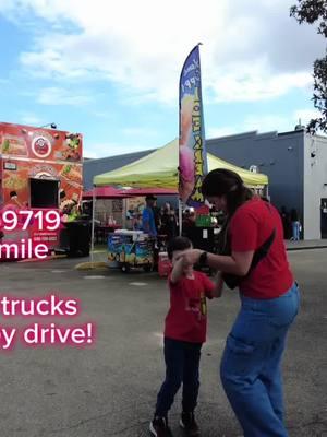 @World Food Trucks and #shellyrobshareasmile qas a HUGE success! Over 1000 gifts!  Thank you to the #shellyrob9719 for your donations! More videos to come! #worldfoodtrucks #kissimmee #kissimmee_florida #kissimmeeflordia #CasaTikTok #tiktokpartner 