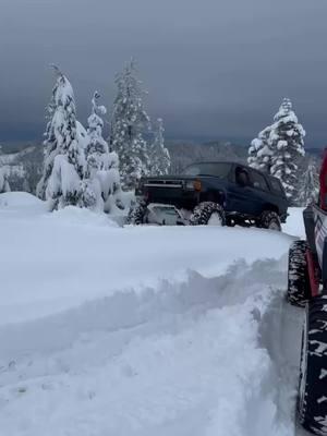 #pnw #pnwcheck #bluecollar #toyota #boyz #snowrun 