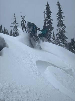 First ride is in the books ⚔️  this season is going to be all time ! Book your riding clinic with me @ Limitlessridingclinics.com 🚀 #limitlessridingclinics #topoftheworldresort #brpdealerambassador #skidoo #skidooturbo #letsride #snowmobile #viral 