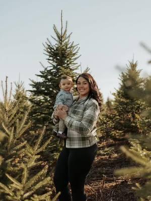 My heart is full of Holiday love, especially with my sweet boy by my side🎄💙.  #2024holidayphotos #mommasboy #fyp #babyboy #viral #myblessing #cutebabytiktok #boymom #mommasboy 