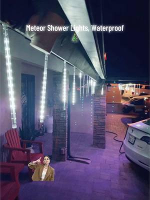 Meteor Shower Lights Waterproof LED #ttshop #decorations #HolidayHaul #outdoorlighting #fyp #paratii #christmastiktok #christmaslights #showerlights #holidayseason #maribeltv