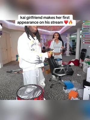 kai girlfriend makes her first appearance on his stream ❤️🔥 #kaicenat #gigi #fyp #viral