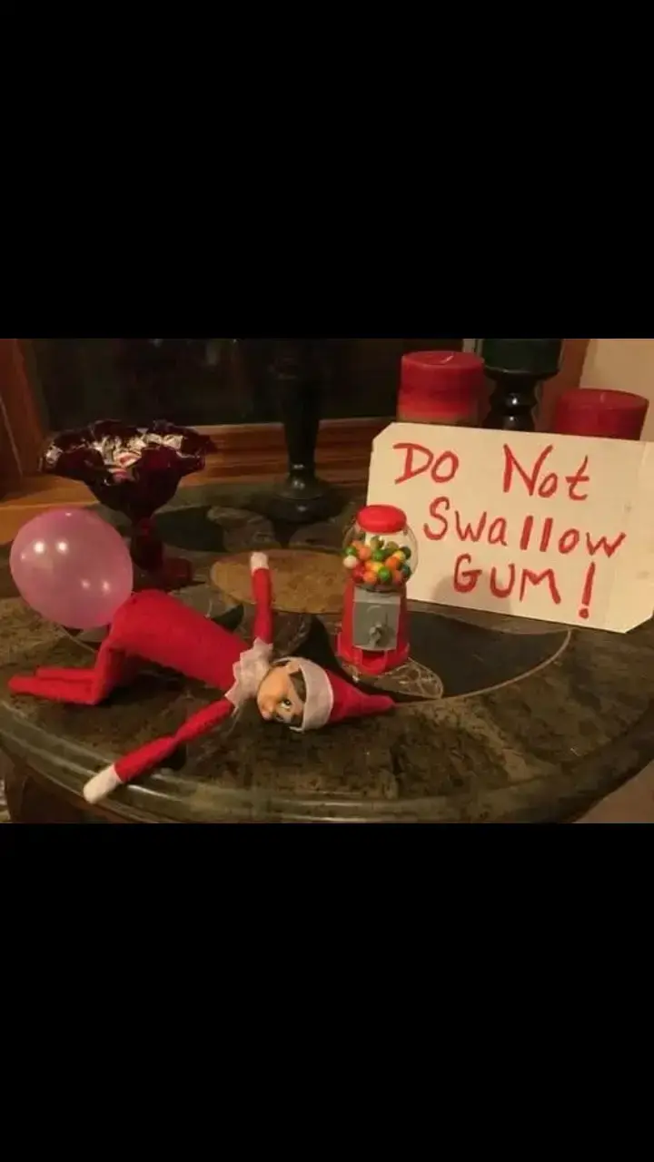 #elfontheshelf #gum #swallow #christmas #lmao #laugh #jokes #darkhumor 