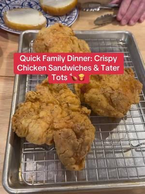 #CrispyChicken #FamilyDinner #TaterTots #QuickMeals #HomemadeFood #FoodieVibes #ComfortFood 