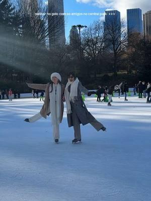 vivendo meu episodio de gossip girl da vida real #novayork #natalemnovayork #patinaçãonogelo #viagemdossonhos #nyc #christmasinnewyork #amigas #amizade #girlythings #imjustagirl #melhoresamigas #viagemcomamigos 