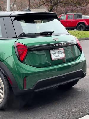 Here’s British Racing Green on the new 2025 MINI Cooper Hardtop 2-Door, what do you think?  #mini #britishracinggreen #brg #minis #minicooper #minicoopers #minicoopertok #minicoopercheck #hardtop #2door #cars #carsoftiktok #cartok #carcommunity #fyp #explore #greencar 