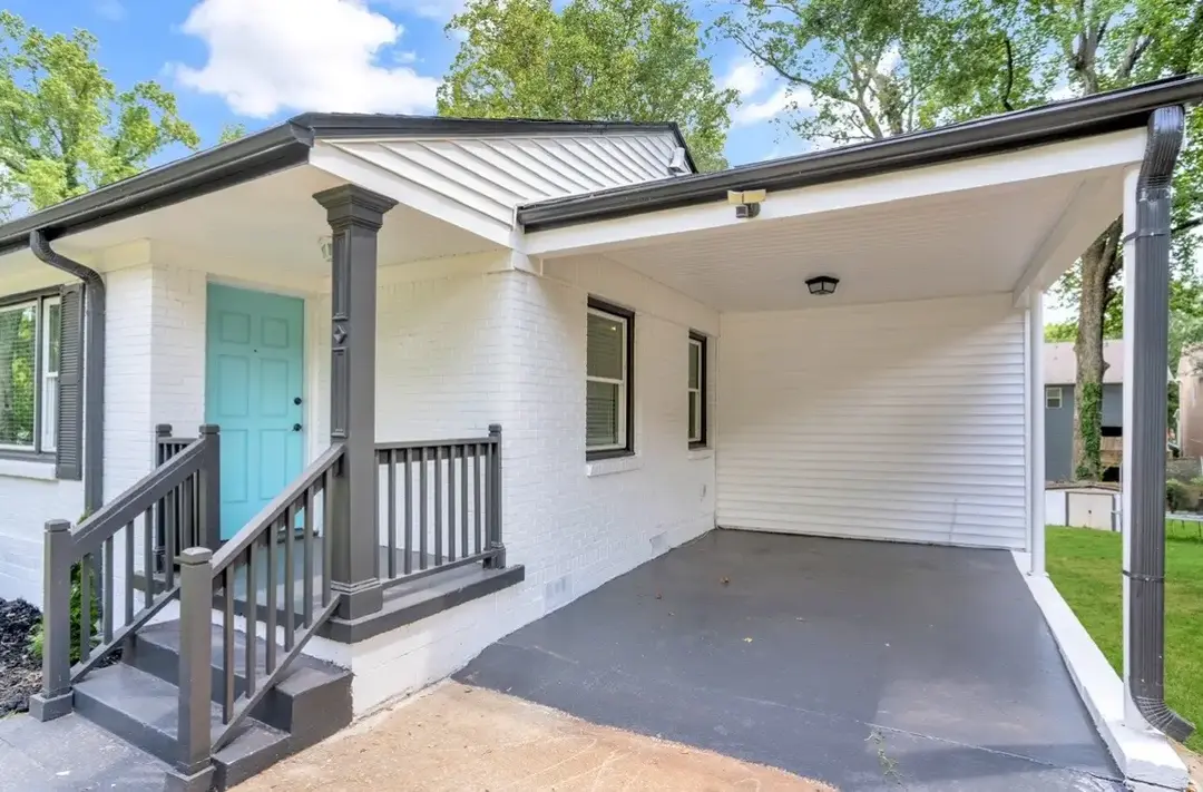 This renovated 3-bed, 2-bath home combines modern luxury with charming character. Enjoy an open-concept layout, hardwood floors, a chef-inspired kitchen, featuring stainless steel appliances, and a private backyard perfect for entertaining. Plus, with an in unit washer and dryer, convenience is just a step away. Just steps from local parks, dining, and easy access to the BeltLine, Grant Park, Glenwood Park and East Atlanta Village, this is city living at its finest!  Leasing for $2,800! Contact me today for a private showing & more information.  —————————————————————— BUY • SELL • RENT • INVEST Ready to start your move? Contact me today for a confidential consultation 🏡 🔑  Kennedi Shianne Brooks, REALTOR® Village Premier Collection  📲:4046559069 📧:kennedishianne@latoyaforbesgroup.com My goal is to ensure that you’re comfortable and well educated throughout the entire process.  Turning your homeownership dreams into reality ✨ Exclusively Listed by Latoya Lyonel with High Style Realty, LLC  #rental #atlantarentals #homesforrent #atlrealestate #atlrealtor #homesofinstagram #atlantahomes #forrent  #atlantarealestateagent 