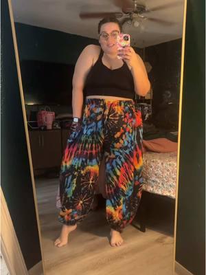 My absolute favorite pants are available 🫶🏻🥹😍 #highwaisted #tiedye #joggers #sweatpants #plussize #plussizefashion #plussizeedition #plussizetiktokshop 