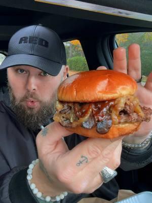 Shaolin Burger from The Peanut Gallery in the Chicago suburb of Lake Forest, IL.  #chicagofoodie #chicagofood #burger #smashburger #burgertime #burgerlover #burgers #instagood #foodblogger #chicago #foodreview #food #foodreviewer