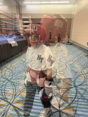 Sharping up my new gear for the upcoming fight. @titleboxing #boxing #boxeo #nationals #usaboxing #nationalchampionship #headgear #titleboxing #sparring #richmondvirginia #newyork #metropolitan