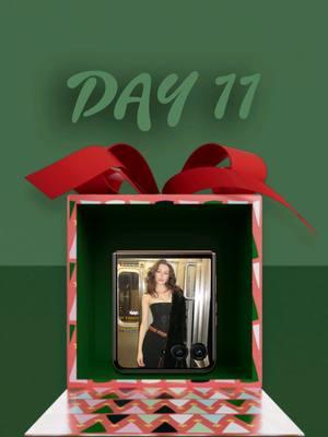 It's day 11 of #12DaysofIcons, and @kate has styled something just for you! 💄Enter the giveaway to win a Mocha Mousse motorola razr+ 2024 & Kate's top five beauty products! 🎁 To enter: ✨Follow @motorolaus ✨Fill out Google Form in Bio ✨Comment your favorite holiday tradition, memory or gift #razr #giveaway