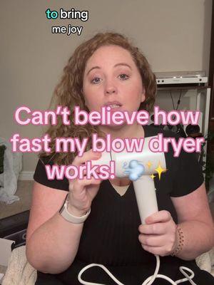 I’m seriously impressed with how quickly my blow dryer gets the job done! 😱✨ It’s cut my styling time in half, and my hair’s never looked smoother. Definitely a must-have for your glow up journey. 💇‍♀️ #FastBlowDryer #HairCareEssentials #QuickStyling #BeautyTools #FYP #TimeSaver