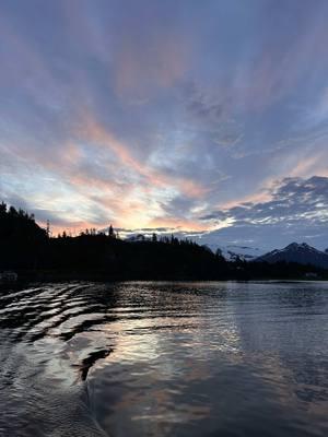 the midnight sun is pure magic ✨🌞🌄💛 #creatorsearchinsights #juneaualaska #fyp #granolagirl #outdoorsygals #mountains #alaskaphotographer #alaska #midnightsun #seasonalwork #southeastalaska #travel #sunrise #boatjobs #maritimehistory 