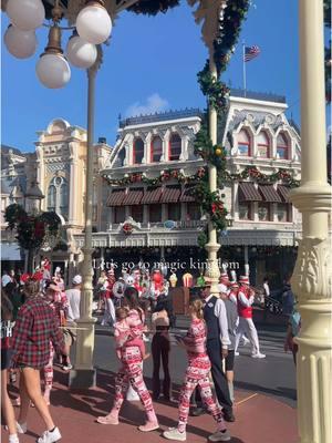 Magic Kingdom during the holidays hits different 🎄✨ @Disney Parks #disneyworld #wdw #disneyparks #wdwpassholder #letsgotodisney #disneychristmas #passholderlife #disneyvlog #Vlog #Vlogmas #vlogging #themepark #vlogtiktok #momvlog 