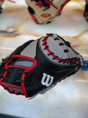 Better Baseball Exclusive: “Kennel”  Wilson A2000 33.5” M1D #BallplayersKnow #stickballplayers #baseball #baseballboys #softball #baseballgear #A2000 #softballbat #baseballglove #rawlingsbaseballgloves #mizuno #wilson #shadowballglove #baseballbat #rawlings 