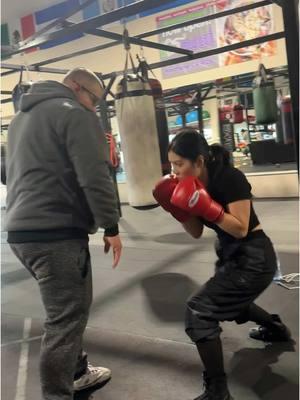 Getting sharpened by my coach.  #Boxing #Womenboxing #uppercut #fy #fyp #technical  #sweetscienceboxing #kimlee 