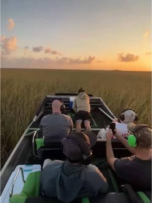 There’s nothing comparable to flying through the Everglades wetlands at sunset. Come see for yourself #epicairboattours  #fyp #floridaeverglades #everglades #sunset #flying #visitflorida #evergladestours #airboattours #airboat 