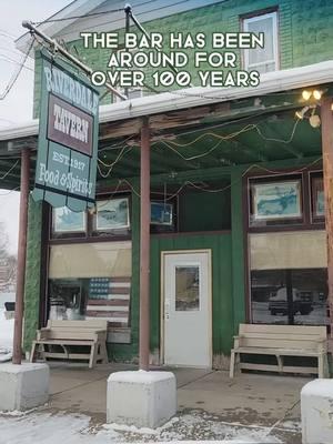 Riverdale Tavern has held on for over 100 years!  #tavern #michigantravel #bars #midmichigan #michiganders 