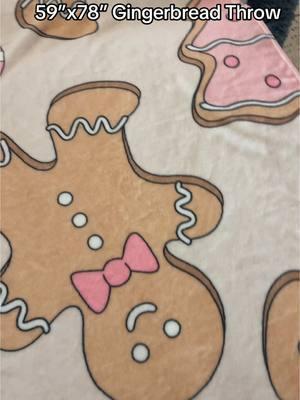 So soft! Free shipping #christmasblanket #gingerbreadblanket 