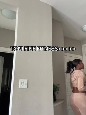 Finally a fitness influencer who says it as it is 😂😂😭 #fyp #tonifine #tonifinefitness 