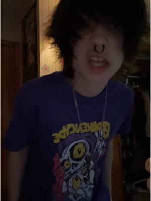 damn >_<  #scene#sceneguy#sceneboy#emo#scemo#alt#alternative#scenekid#rawrxd#myspace#rawr#feature 