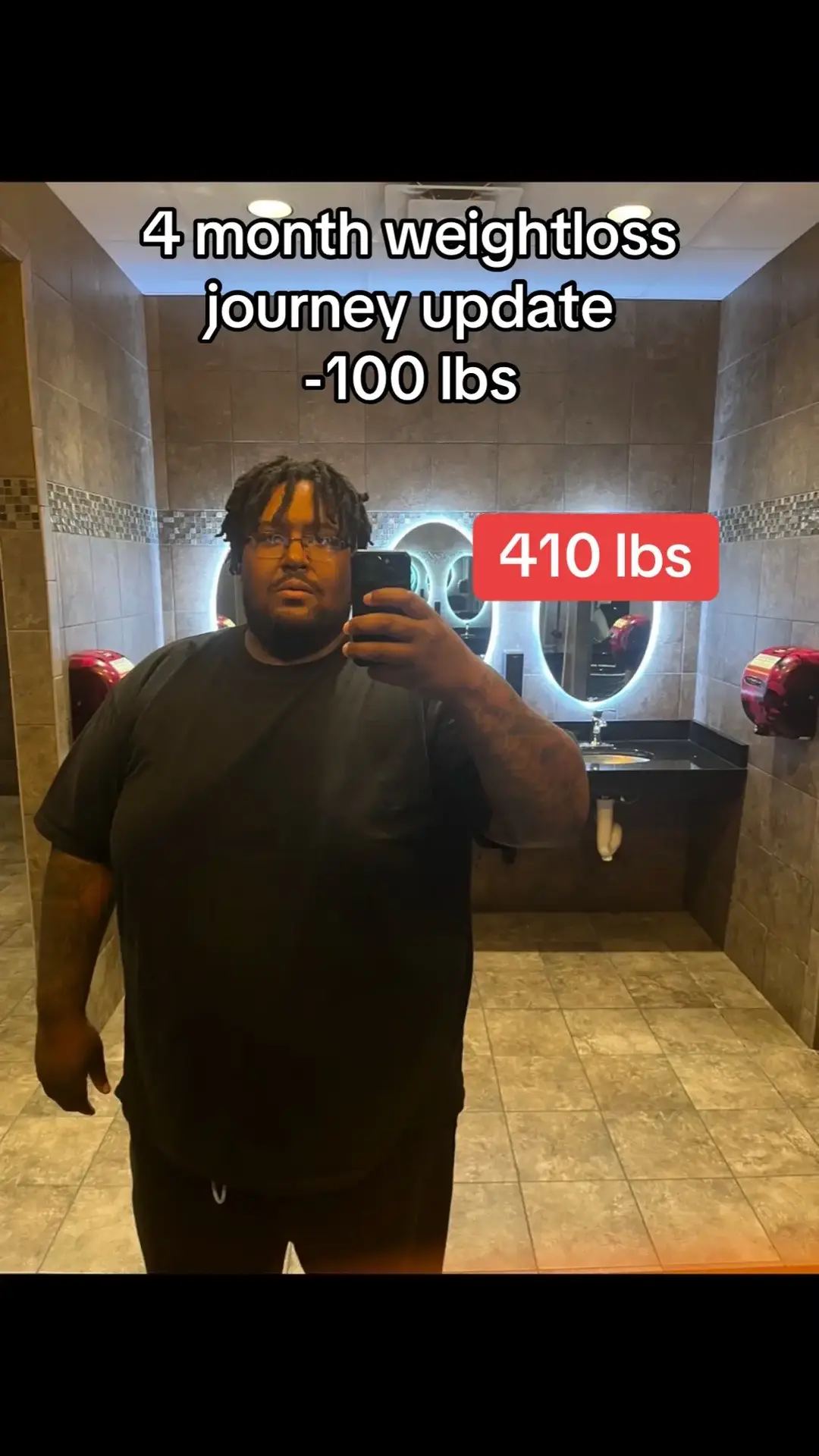 April 2024 i was 427 lbs. i lost 17 lbs and in august i started eating watermelon only. For 30 days. I had lost 40 lbs. gained 10 back. Then i decided to do a 90 day juice fast. And lost over 70 lbs 💪🏾🔥 #fruitjuice #fruitfast #weightloss 