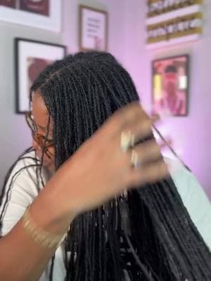 “Give your scalp the TLC it deserves with this quick hot oil treatment! ✨ Whether your scalp feels dry, itchy, or just in need of extra love, this treatment is perfect for restoring moisture and balance. Here’s how to do it: Steps: 1️⃣ Heat your hair oil in a bottle by placing it inside a mug of hot water for 5 minutes. Make sure the oil is warm—not hot—to avoid burning your scalp! 🔥 2️⃣ Apply the warm oil directly to your scalp. This treatment focuses on your scalp, not the strands of your hair. 💧 3️⃣ Massage the oil into your scalp using the balls of your fingers for maximum relaxation and absorption. 💆🏽‍♀️ 4️⃣ Cover your scalp with a shower cap to create a greenhouse effect. 5️⃣ Add a bonnet on top of the shower cap and let it sit for 20 minutes. If you have a hooded dryer, skip the bonnet and sit under the dryer instead. Both methods allow the oil to deeply penetrate your scalp and hydrate it effectively. ✨ Hot oil treatments are a great way to keep your scalp healthy and happy, especially in drier months. What’s your favorite scalp care tip? Let me know in the comments! 💬 all items can be purchased on my Amazon storefront (bio) #Sisterlocks#sisterlocksstyles#naturalhairstyles#locs#locstyles#locd#locks#loclivin#lockedhair#drknlvely#longhairstyles What’s your shower cap strategy during treatments?