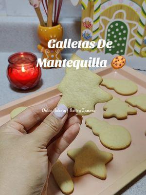 Galletas De Mantequilla 🍪🎅🏼🧈😋🎄 #navidad #postresparanavidad #galletitas #repostería #viralvideo #cookiesoftiktok #sugarcookies #recetasfaciles #recetasdegalletas #recetas #galletasdemantequilla #galletas #recetascaseras 