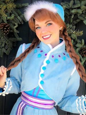 I want a 🦛 for Christmas✨ #disney #disneychristmas #olafsfrozenadventure #anna #annacosplay 