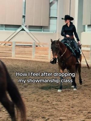 Nothing feels better than dropping your least favorite class 😂😌🙌🏻 #showmanship #halter #horseshow #lope #smiles #ranchhorse #bellahadid #nfr #equestrian #vivamexico #msu #yellowstonetv #happilyeverafter #ranchriding #aqha 