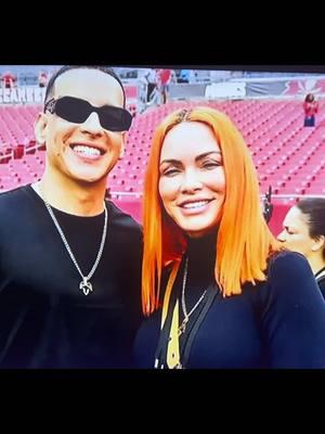 Con Calma Daddy Yankee y su aun esposa Mireddy Gonzalez Rompen relaciones y esta DURA la cosa pues a ella le Gusta la gasolina !! 29 años de matrimonio, una pareja feliz , juntos se hicieron milllonarios, se convirtieron al cristianismo y ahora la pelea por dinero recién comienza! #daddyyankee #mireddys #demanda #loquepasopaso #lagasolina #posaposa #concalma #rompe #dura #puertorico #elcangri #elcangridelcallao #video #elgordoyflaca #tanyacharry #sarasoto #saraoneidol #limbo #ramonayala 