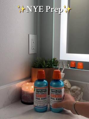 NYE necessity- fresh breath for your midnight kiss💋 Swish and #gogetkissed with TheraBreath!  #therabreath @Julie.tirado #mouthwash #tiktokmouthwash #freshbreath #smile #oralhealth #therabreathoralrinse #teethtok #dental #badbreath #newyearseve 