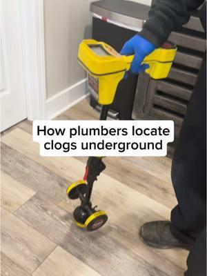 Locating an underground clog 🚽💰 #plumber #draincleaning 