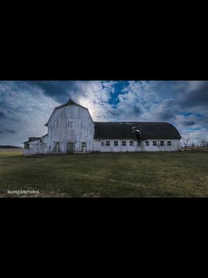 My photos are available for purchase!  #rurallife #over50club #countrymusic #classiccountrymusic #fyp #bumpit4photos #barn #forgottenplaces #stories #ruraltiktok 