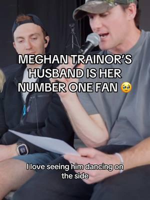 we LOVE a supportive husband 😍 @darylsabara @Meghan Trainor @Ryan Trainor #workinonitpod #timelesstour #meghantrainor 