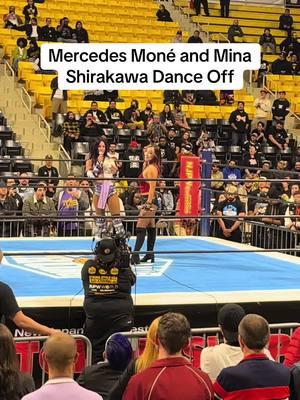 To close out new japan pro wrestling strong style evolved mercedes moné and mina shirakawa had a stand off/ dance off #mercedes #mercedesmone #ceo #minashirakawa #wewantmina  #njpw #newjapan #newjapanprowrestling #strongstyleevolved #aew #aewdynamite #allelitewrestling 