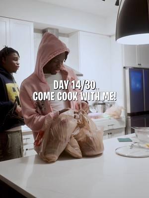 Come Cook With Me! Day 14✅ @Cj @riceromani  #minneapolis #foryou #art #Love #viral #cinematography #cinematic #viralvideos #vlogger #life #cinematicvlog #tiktok #film #storytelling #foryoupage #color #viralvideo #consitency #fyp