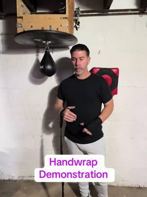 This is how to wrap hands for a Speedbag workout! #TikTokShop #Handwraps #Speedbag #boxing #boxingtips #boxingtraining #foryoupage #fyp 