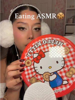 ASMR Eating crunchy Hello Kitty Cookies 🍪 #asmreating #asmreatingsounds #asmrmukbang #asmrcookiecrunchsounds #crunchy #asmrfypp 