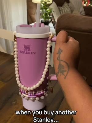 #hellyeah #newcup #stanley #stanleygirl #girlygirl #pearls #butterflies #prettythings #iloveit #ihaveaproblem #sowhat #iwantitigotit #KY 