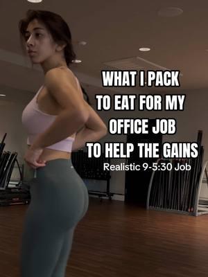 dont make the excuse that your job or school is stopping you from the gains 😮‍💨🍽️ #foodisfuel #whatieat #eatwithme #eatinday #whatieatinaday #whatieatinadayrealistic #officejob #9to5 #corporatelife #corporatemeal #whatieatatwork #foodforthegains #glutetips #protein #eatyourprotein #proteinintake #highinprotein 