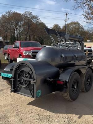 @Brown's Grill Food Truck ready to roll! They took a 250 gallon offset and dropped it on our 500 gallon chassis to allow for more storage room and then they finished it off with the El Niño 36! #mmbbqco #mmbbqcompany #250gallon #ElNiño #CapCut 