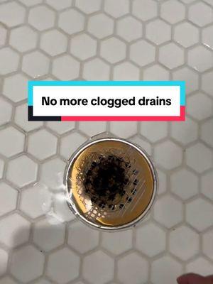 I’m seriously obsessed with these drain covers and have them at all times in my shower 😀 #shower #clogged #drain #bathroom #tips #CleanTok #cleaning #clean 