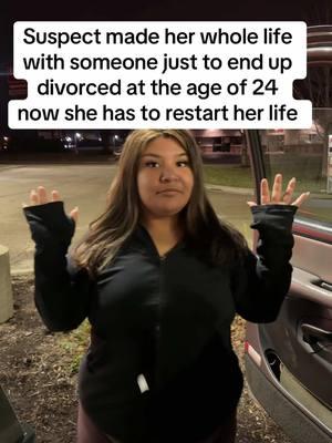 Isnt life crazy lmao laugh im laughing as well #MomsofTikTok #momlife #momtok #moms #techafamily #fyp #family #singlelife #youngmom #neytecha #relatable #Relationship #marriage #wife #divorce #chisme 