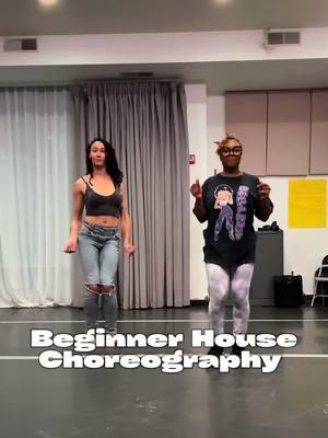 Here’s a cute recap of the choroe we did in the Beginners House class!  #housedance #housedancer #thingstodoindc #danceclasses #dmvhousemusic #dmvdancers 