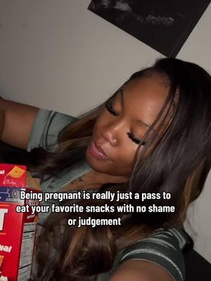 Have a new craving every week  #boymom #pregnancy #pregnancyjourney #pregnancytiktok #dueinapril #cheezit 