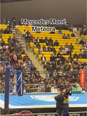 Vintage Mercedes moné hitting hazuki with a meteora, justified this is awesome chants #mercedesmone #mercedes #ceo #hazuki #aew #aewdynamite #tbschampion #njpw #newjapan #prowrestling #sashabanks #meteora #thisisawesome #strongstyleevolved 